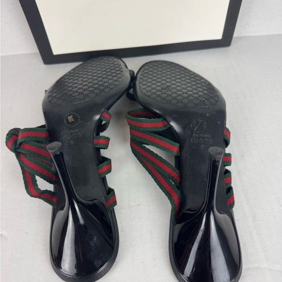Gucci Black Red/Green Sandals with Multi-Strap Design Size 38. - Picture 14 of 15